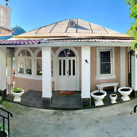 Замок Орлиное Гнездо New Athos Eksteriør bilde